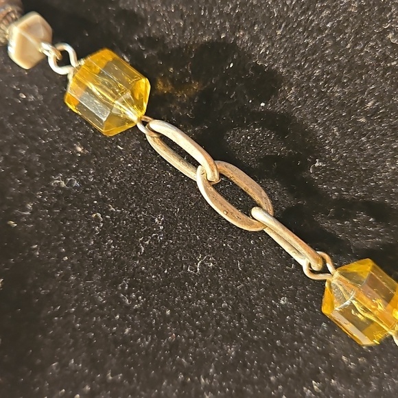 CHICO'S 20" Pewtertone and Gold Cut Crystals & Pewtertone Beaded Necklace - Picture 4 of 9